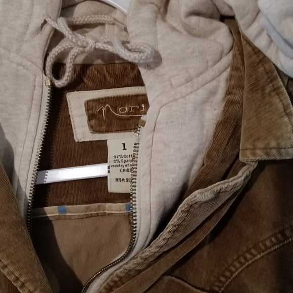Nori Size 1 Jacket over hoodie from 2000's - Picture 4 of 5